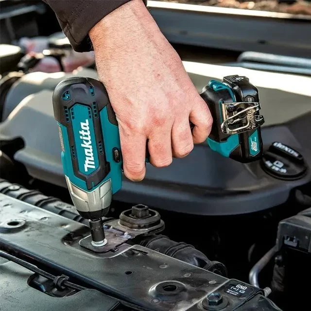 Mașină de înşurubat cu impact tw060dsme 60 nm 4.0 ah 12 v 2600 rot/min makita 2