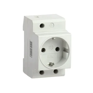 Priza cu pământare pap10-3-op 77.5 x 76 x 62.5 x 45 mm 16 a 220 v iek
