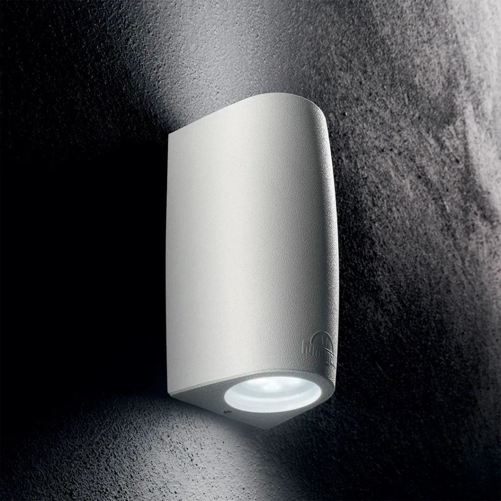 Corp de iluminat marta 90 2l frosted 12 w gu10 ip55 2700 - 4000 k 220 - 240 v fumagalli 2