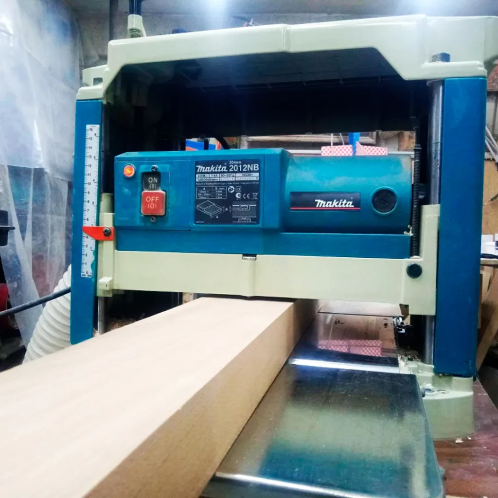 Рейсмусовый станок 2012nb 1650 вт 220 - 240 в 8500 об/мин makita 3
