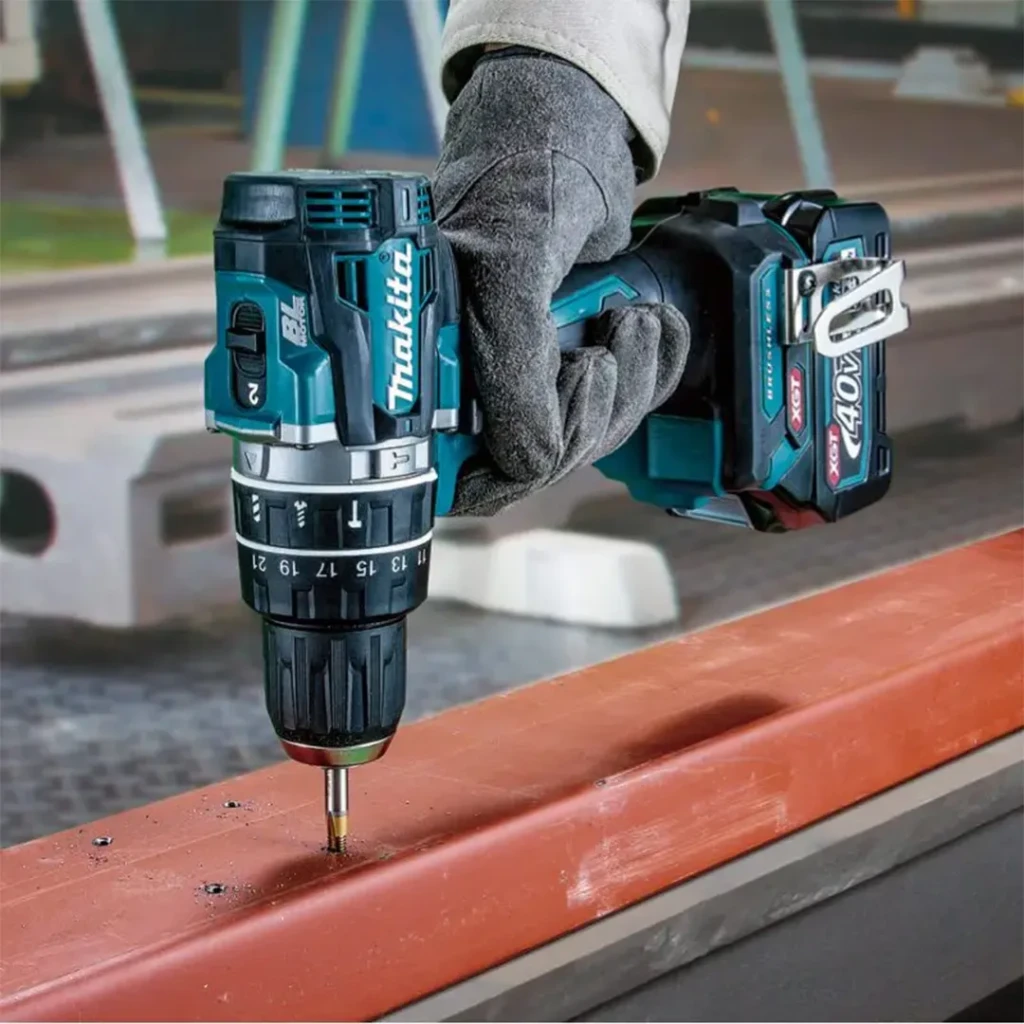 Mașină de găurit cu percuție pe acumulator 750 w 0 - 33000 percuţii/min makita 2