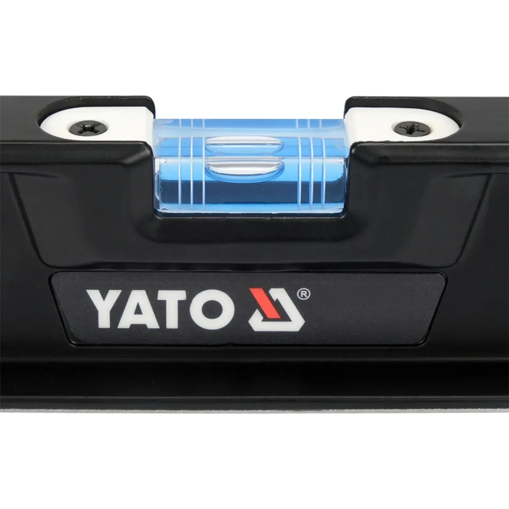 Уровень магнитный 600 мм 3 глазка yato 4