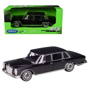Коллекционный автомобиль 1963 Mercedes-Benz 600 1:24 WELLY