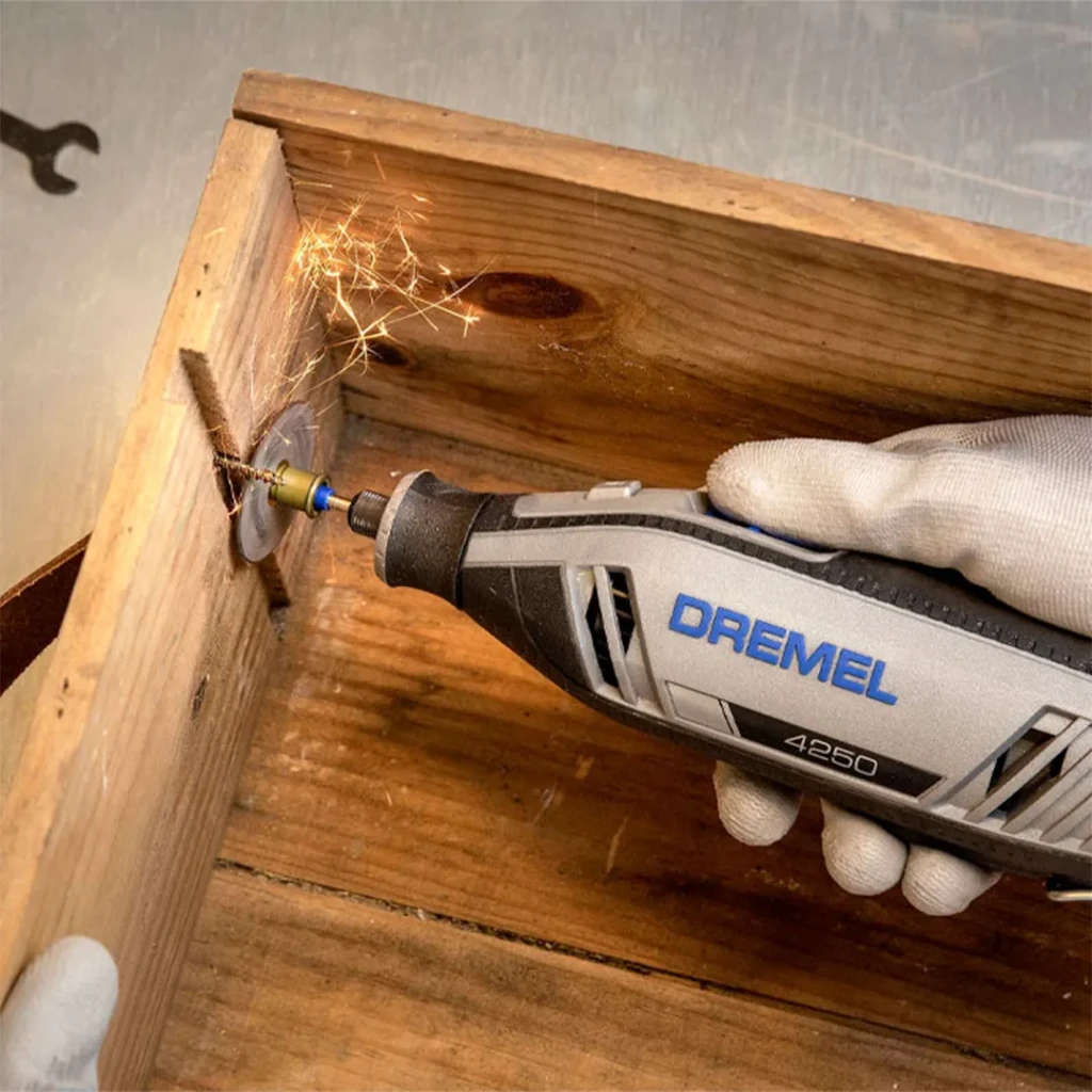 Mașină de şlefuit și gravurat 175 w 220 - 240 v 35000 rot/min dremel 3