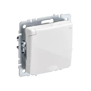 Розетка с защитой и с крышкой brite 16 a 220 - 240 в белый iek