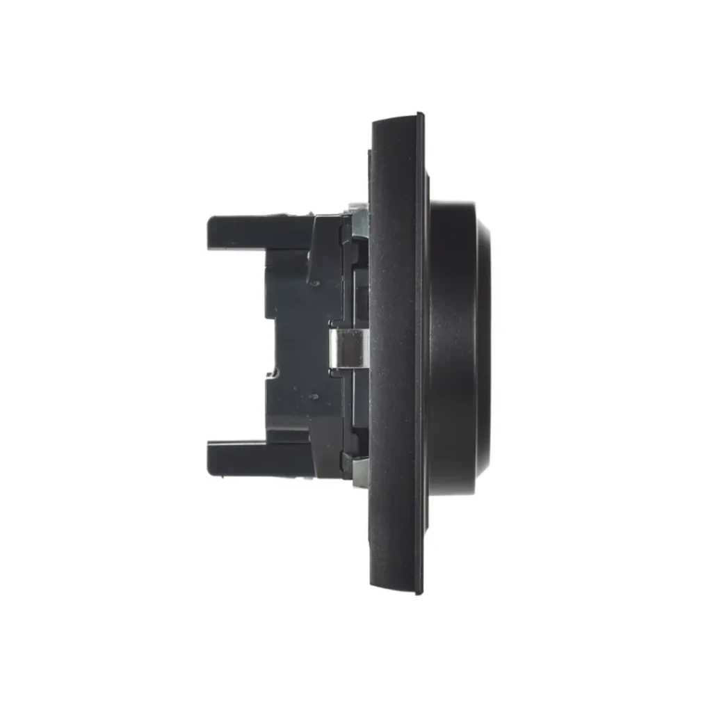 Priză dublă cu împământare brite 16 a 220 - 240 v negru iek 4