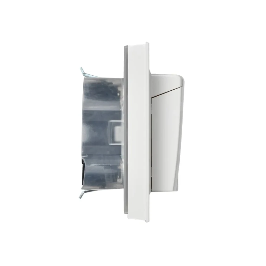 Priză dublă cu capac brite 16 a 220 - 240 v alb iek 4