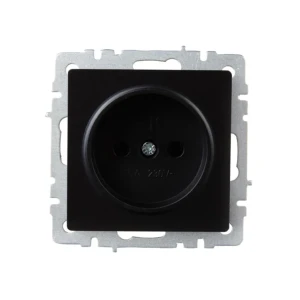 Priză brite 10 a 220 - 240 v negru iek