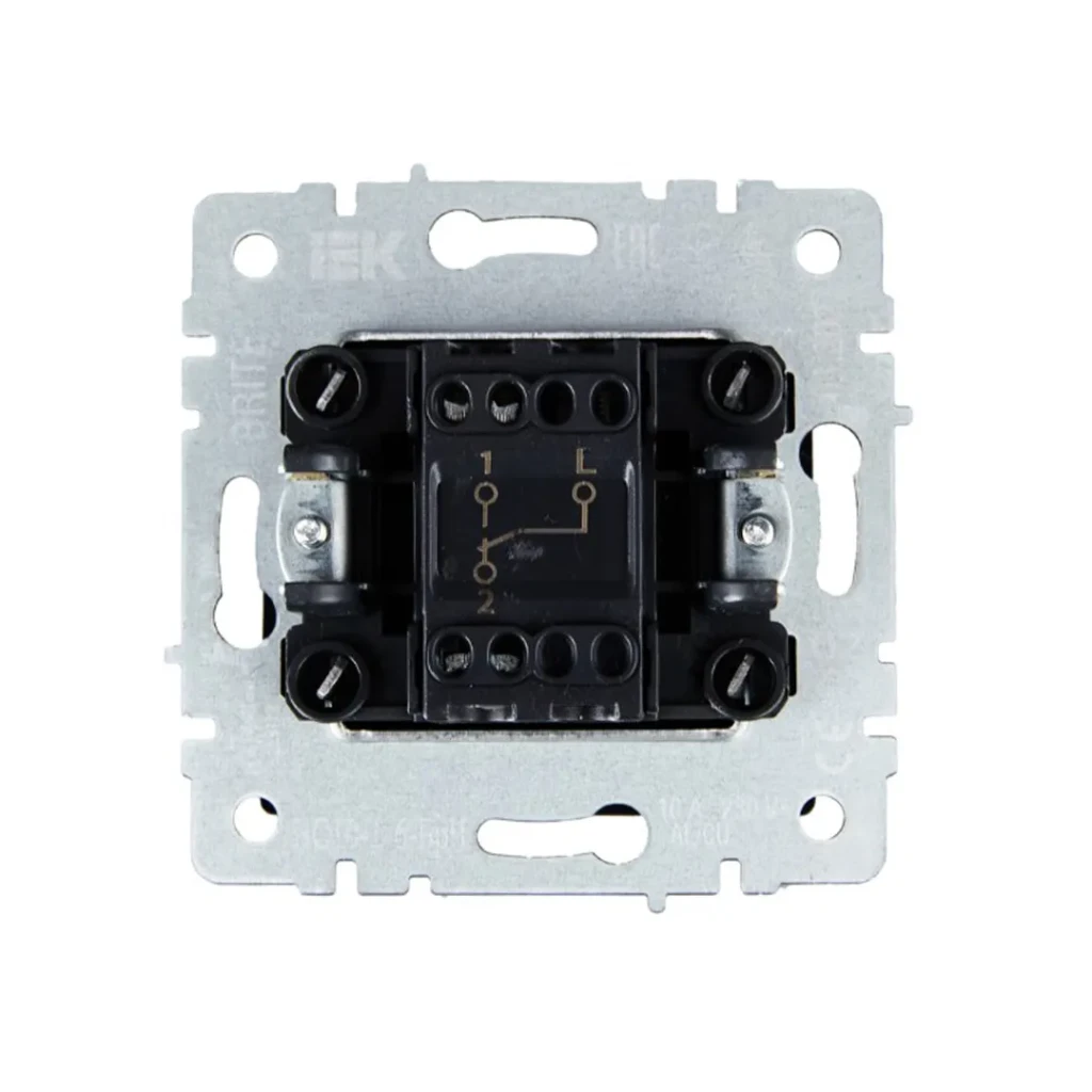 Переключатель проходной brite 10 a 220 - 240 в чёрный iek 2