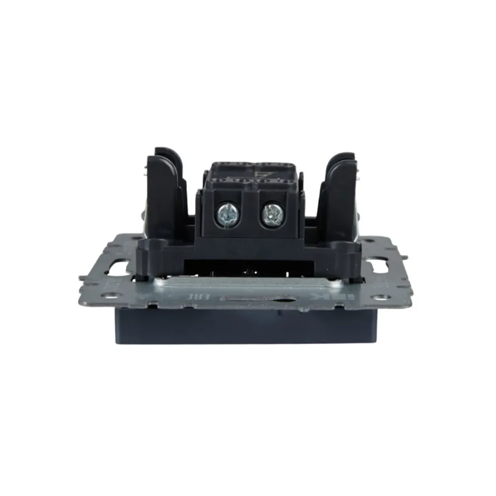 Întrerupător cu revenire brite 10 a 220 - 240 v marengo iek 3