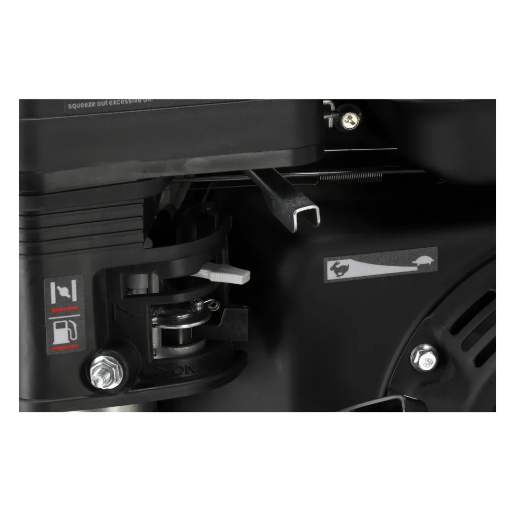 Tocător de crengi pe benzină 4100 w 64 l yato 5