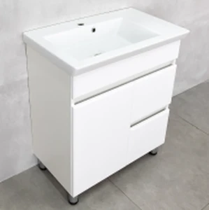 Dulap pentru baie pe podea bayro urbano pro pentru lavoar isik 700 alb structural