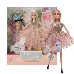Păpușa Emily &quot;Seria fină cu flori&quot;