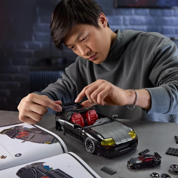 Set de construcție hot wheels „94 toyota supra mkiv” 8