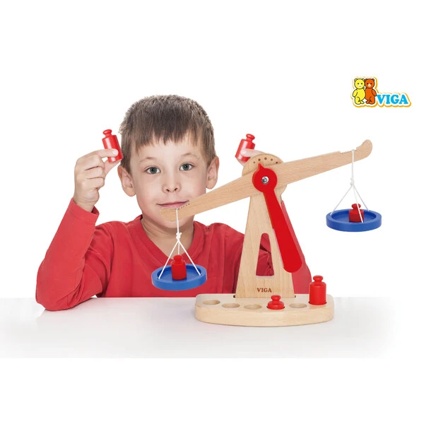 Balanță din lemn cu greutăți 4
