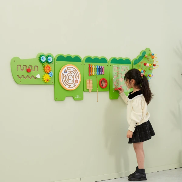 Busyboard (de perete) "crocodil" 15