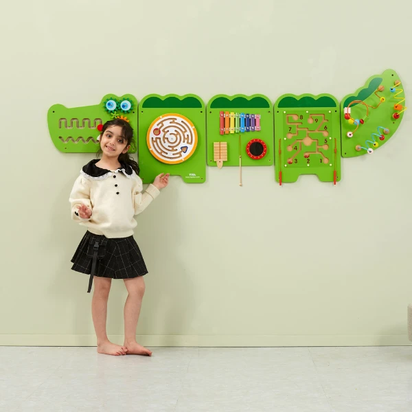Busyboard (de perete) "crocodil" 4