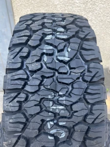 Anvelopă bf goodrich 275/55r20