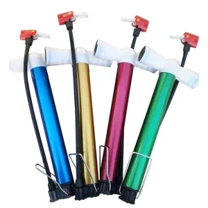 Pompă de mână metalică pentru minge/bicicletă, multicoloră