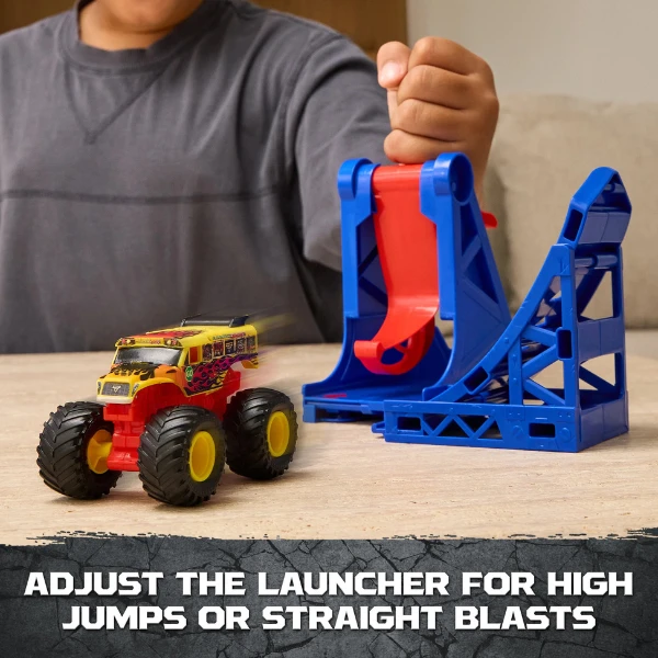 Set de joacă monster jam "cursa cu obstacole: impact și distrugere" 1:64 8