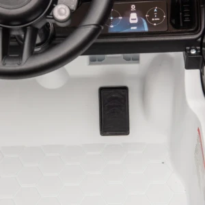 Mașinuță porsche cayenne, baterie 12v7ah, 2 motoare de 25w, roti eva, scaune din piele Thumbnail 22
