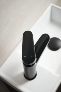 Смеситель для умывальника на умывальник armatura otava black черный Thumbnail 6