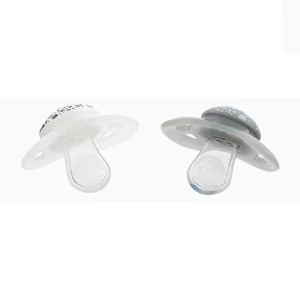Set de 2 suzete din silicon în formă ortodontică, gri și albă, 0-6 luni Thumbnail 3
