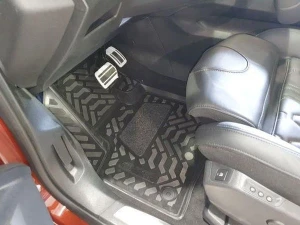 61439 peugeot 3008 (2016-) 3d cu protecție pentru călcâi covorașe din cauciuc habitaclu / covorașe din cauciuc