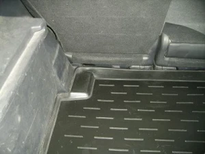 Коврики багажника aileron для honda cr-v (2006-2012) (70701)