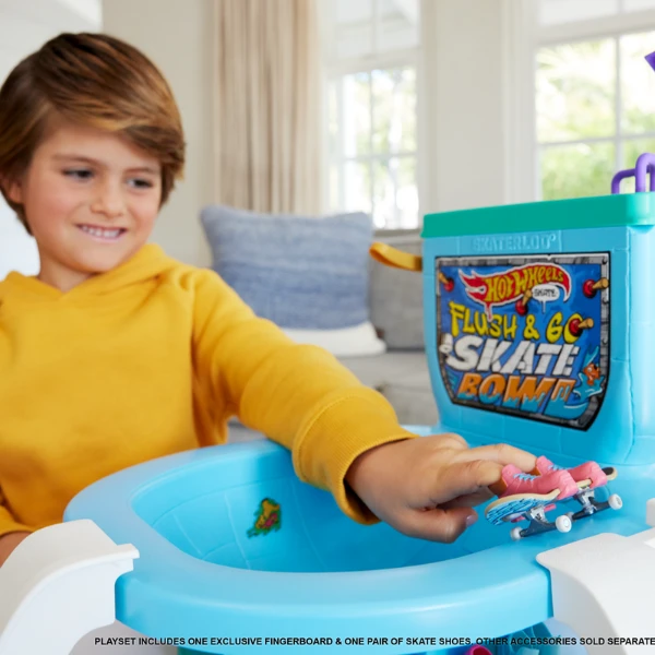 Hot wheels набор для фингербординга flush &amp; go skate bowl 7