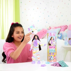 Păpușa barbie cutie „barbie într-un costum de unicorn, de pluș” Thumbnail 3