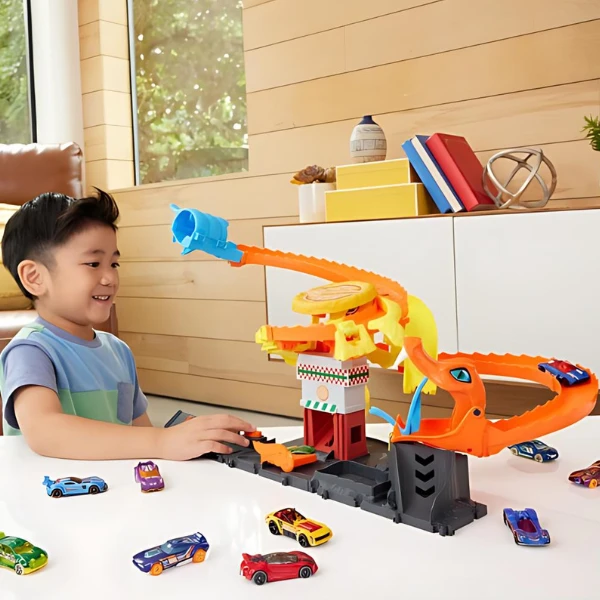 Hot wheels трек "атака кобры на пиццерию" 4