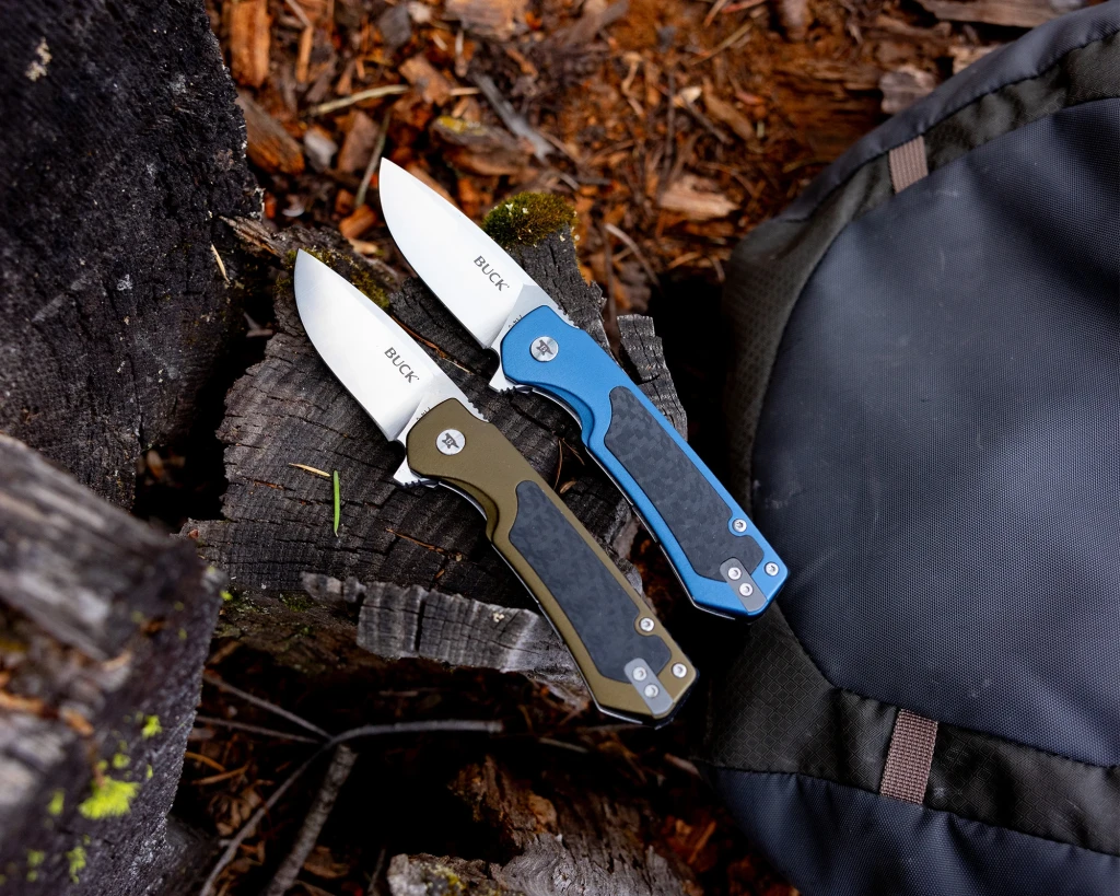 Cuțit pliabil buck 714 stinger, model 0714bls-c, lamă d2, mâner aluminiu, lungime lamă 7.62 cm 7