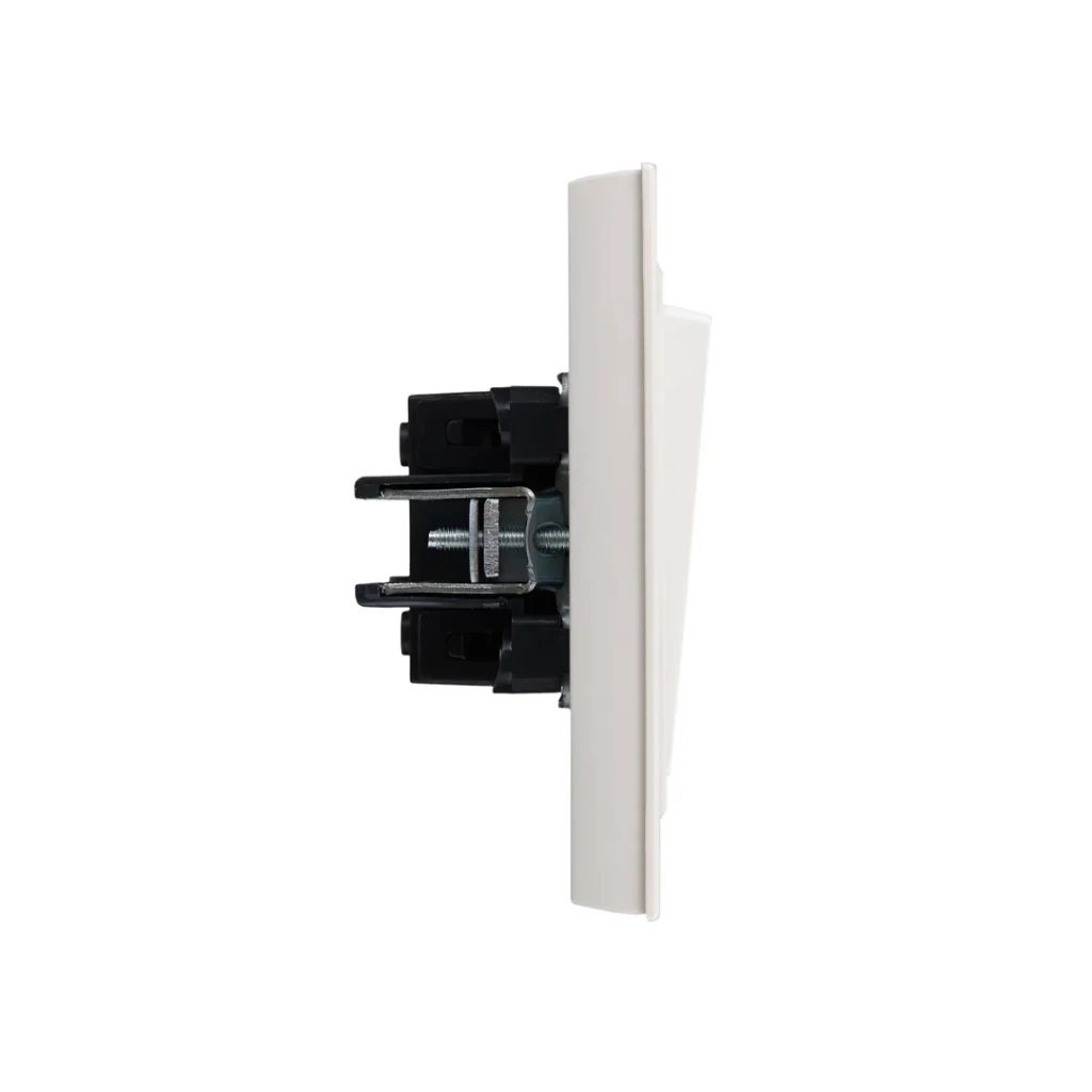 Întrerupător brite 10 a 220 - 240 v perlă iek 4