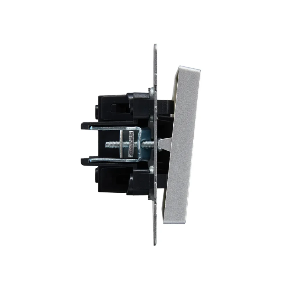 Întrerupător cap-scară brite 10 a 220 - 240 v aluminiu iek 4