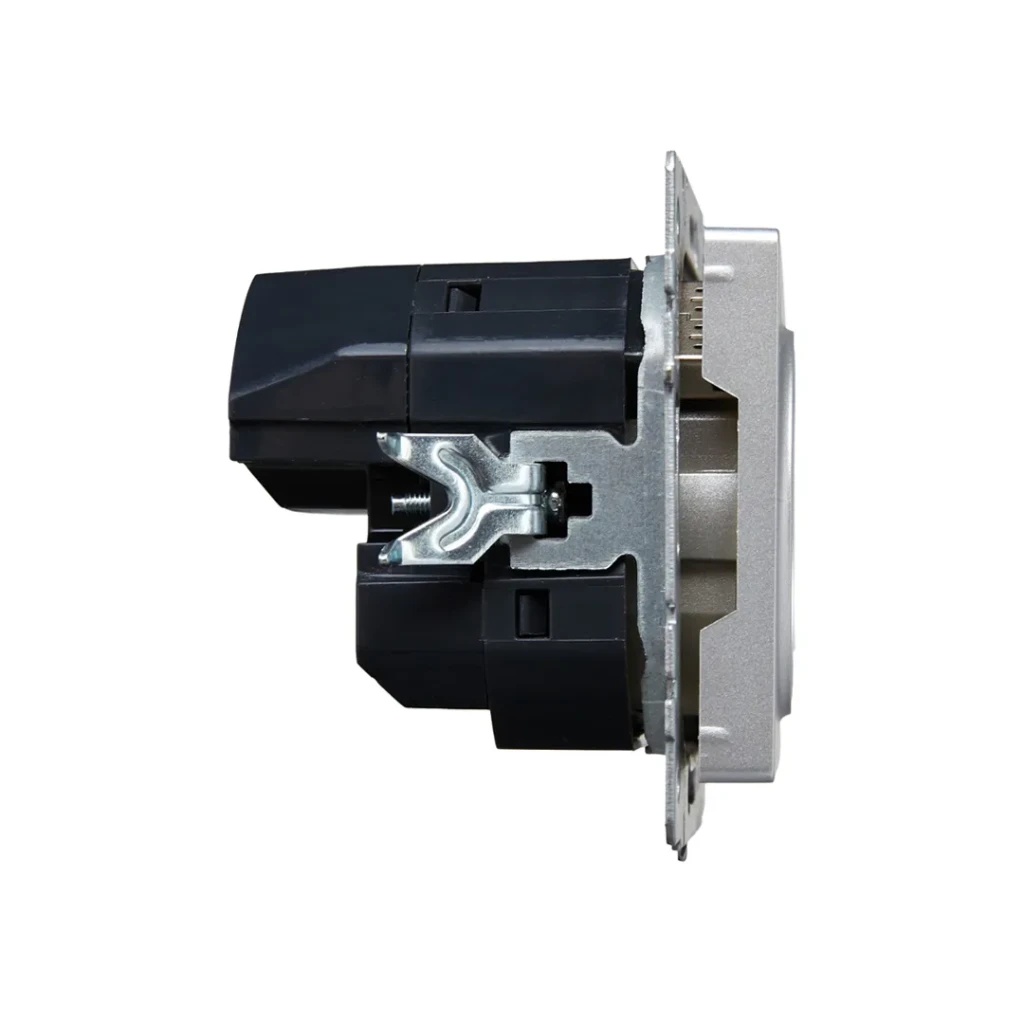 Priză cu usb brite 16 a 220 - 240 v aluminiu iek 3