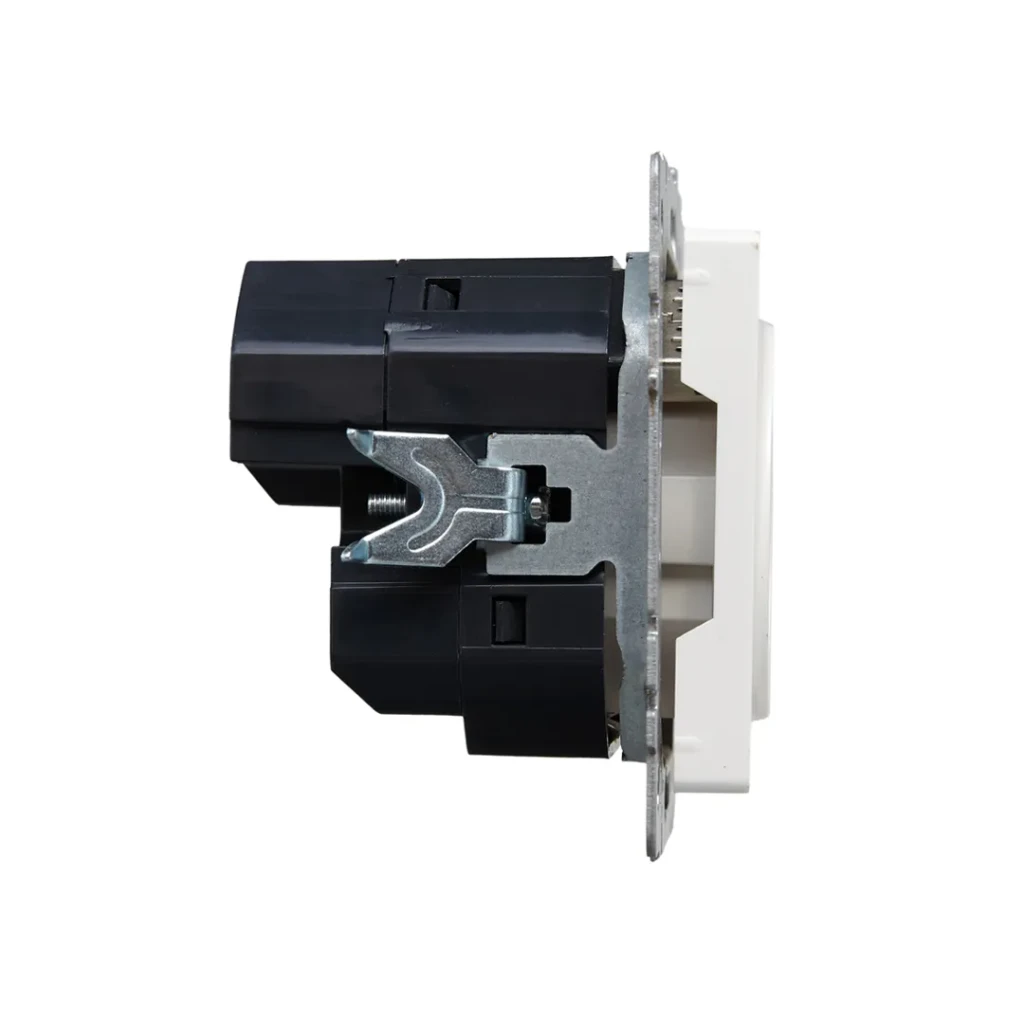 Priză cu usb brite 16 a 220 - 240 v perlă iek 4