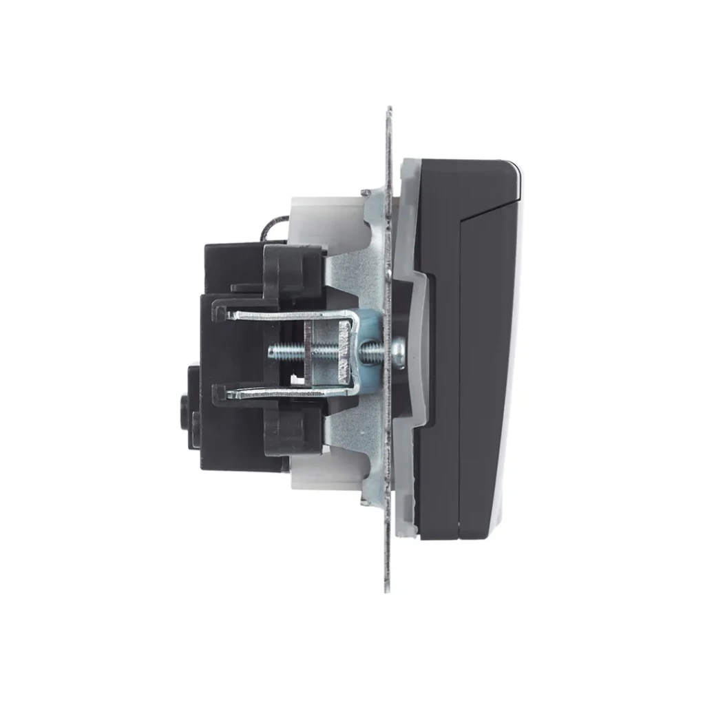 Priză cu obturator și capac brite 16 a 220 - 240 v grafit iek 4