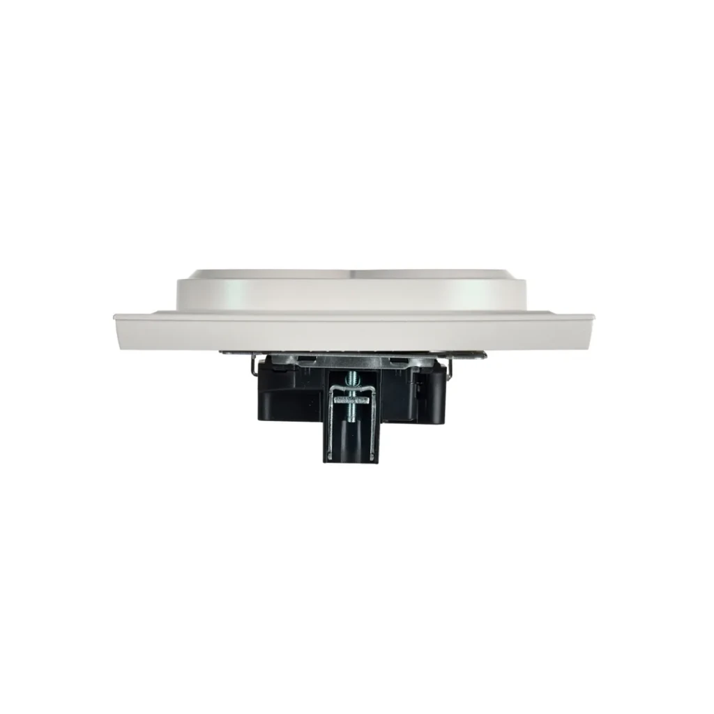 Priză dublă cu împământare brite 16 a 220 - 240 v perlă iek 3