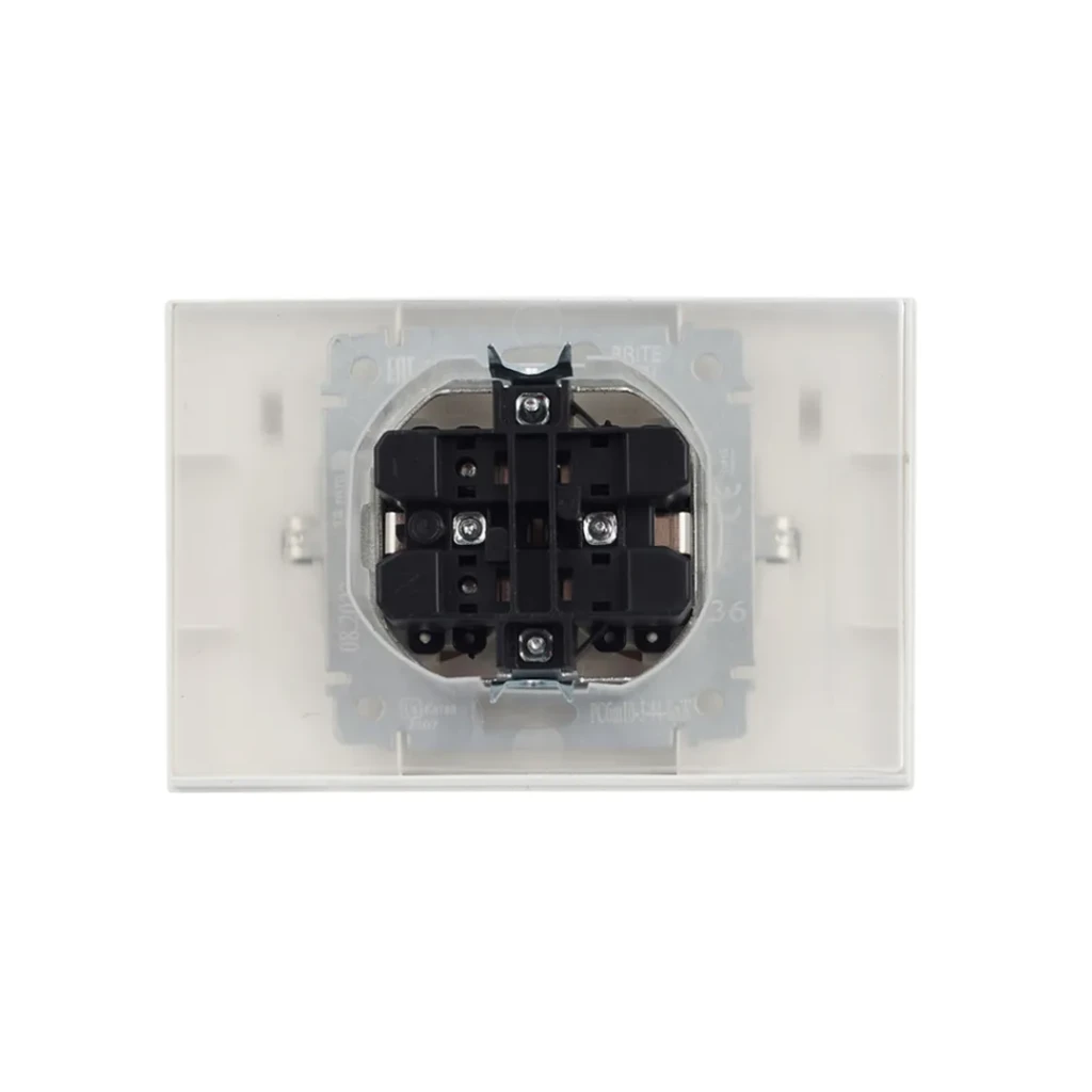 Priză dublă cu capac brite 16 a 220 - 240 v perlă iek 2