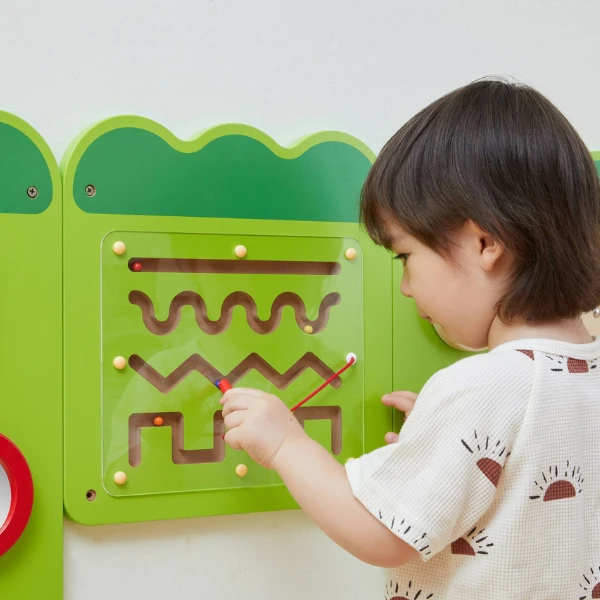 Busyboard (de perete) "crocodil" 9