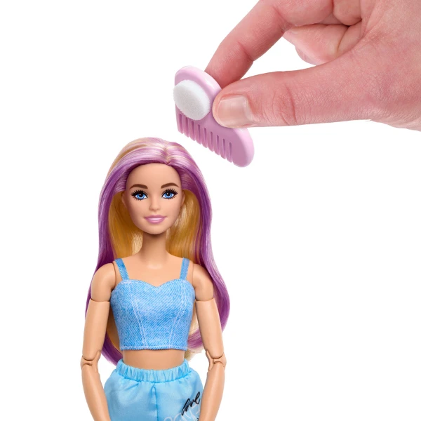 Păpușa barbie cu 4 ținute, accesorii și păr cu schimbare de culoare 7