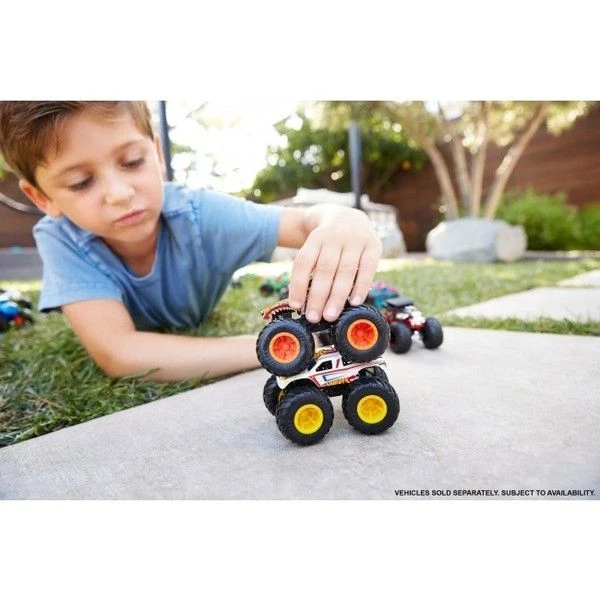 Hot wheels "monster trucks" базовая машинка-внедорожник 1:64 серии (в асс.) 6