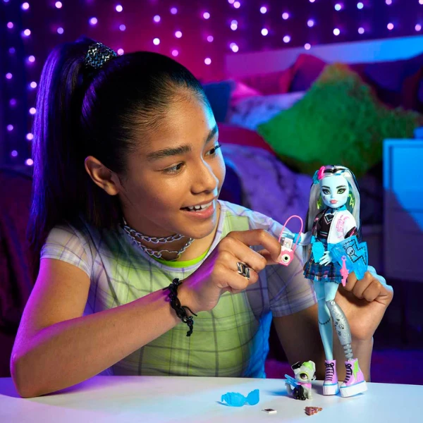 Игровой набор monster high "фрэнки штейн и уотзи", с аксессуарами 6