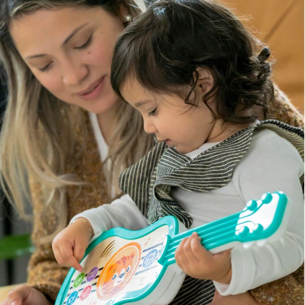 Jucărie educațională baby einstein „ukulele magice” 7