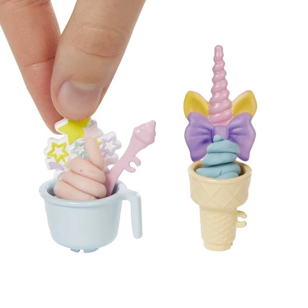 Set de joc barbie „magazin de înghețată” 4