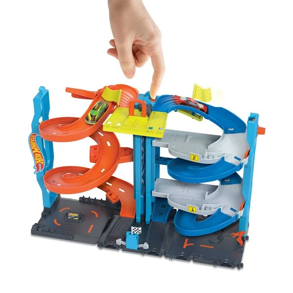 Hot wheels игровой набор "городская гоночная башня-трансформер" 6