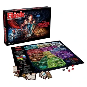 Настольная игра risk "очень странные дела" (англ.)