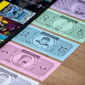 Joc de masă monopoly "rick și morty" (en) Thumbnail 9
