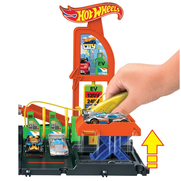 Игровой набор hot wheels "заправочная станция super recharge" 6